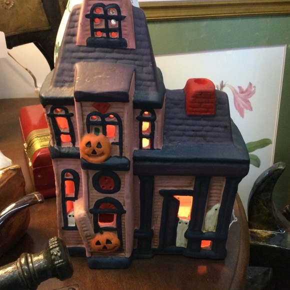 Light Up Haunted House